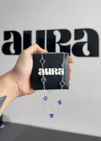 Colar em prata 925 com pedras azuis em formato de flor, design exclusivo e acabamento premium