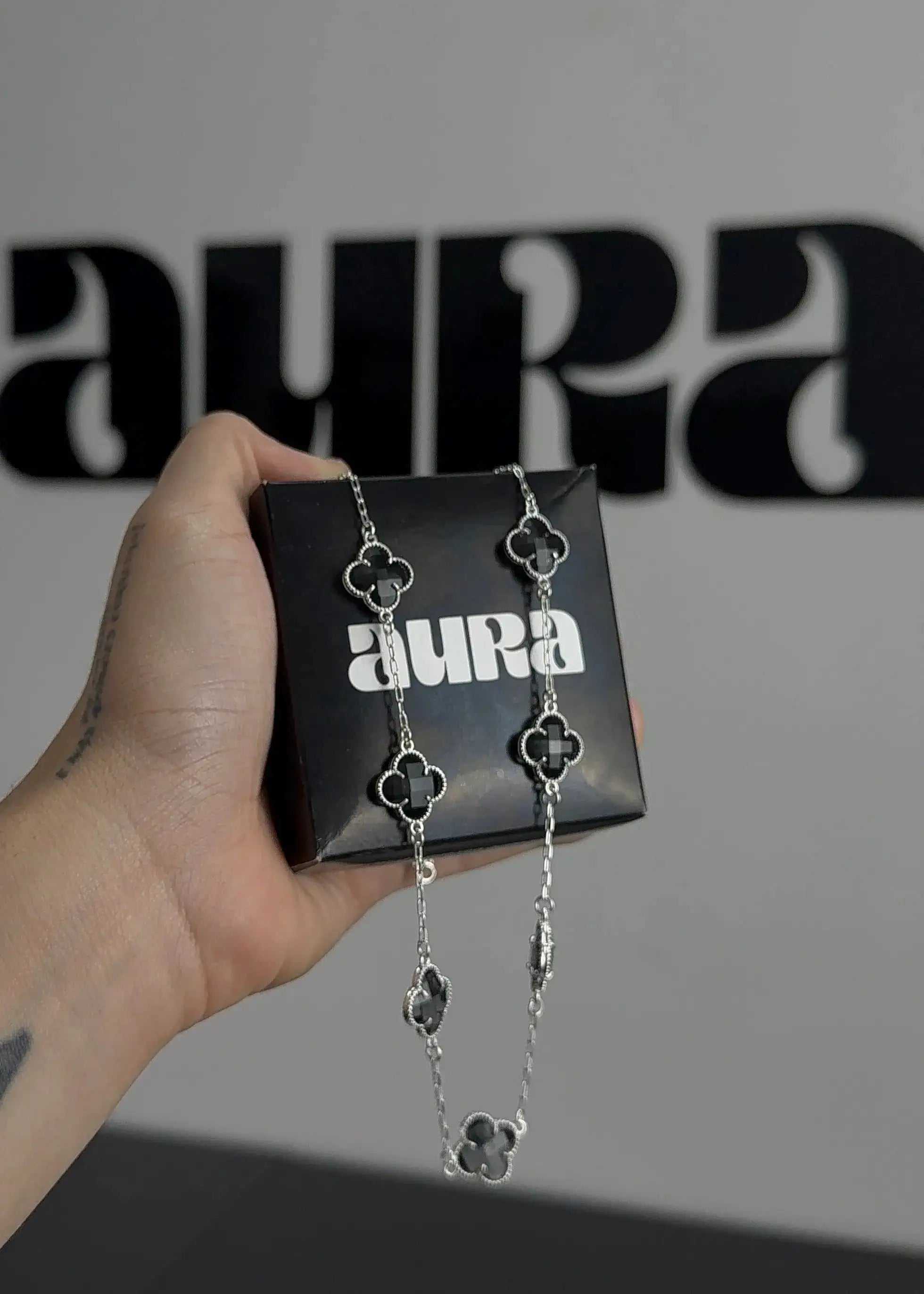 Colar 7 Trevos Preto (Prata 925) AuraLuxury