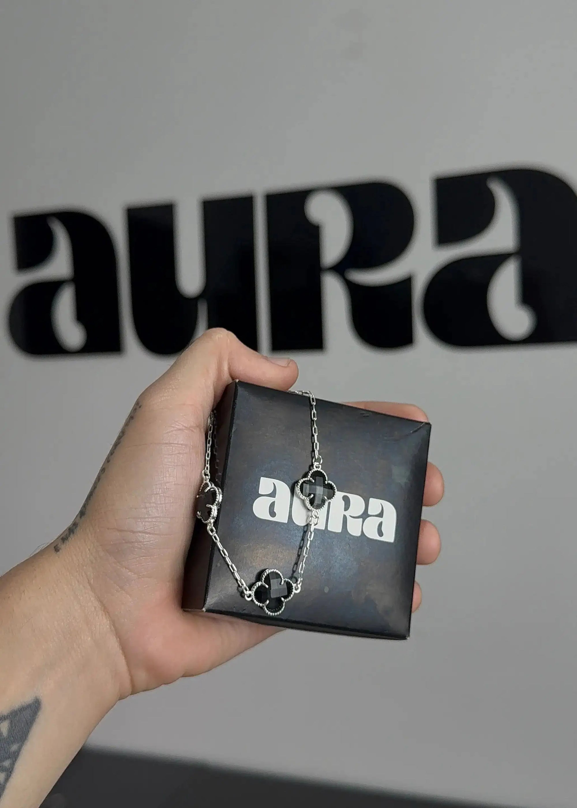 Pulseira 3 Trevos Preto (Prata 925) AuraLuxury