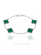 Pulseira em prata 925 com folhas de trevo verde e detalhes em zircônias, design exclusivo e acabamento premium