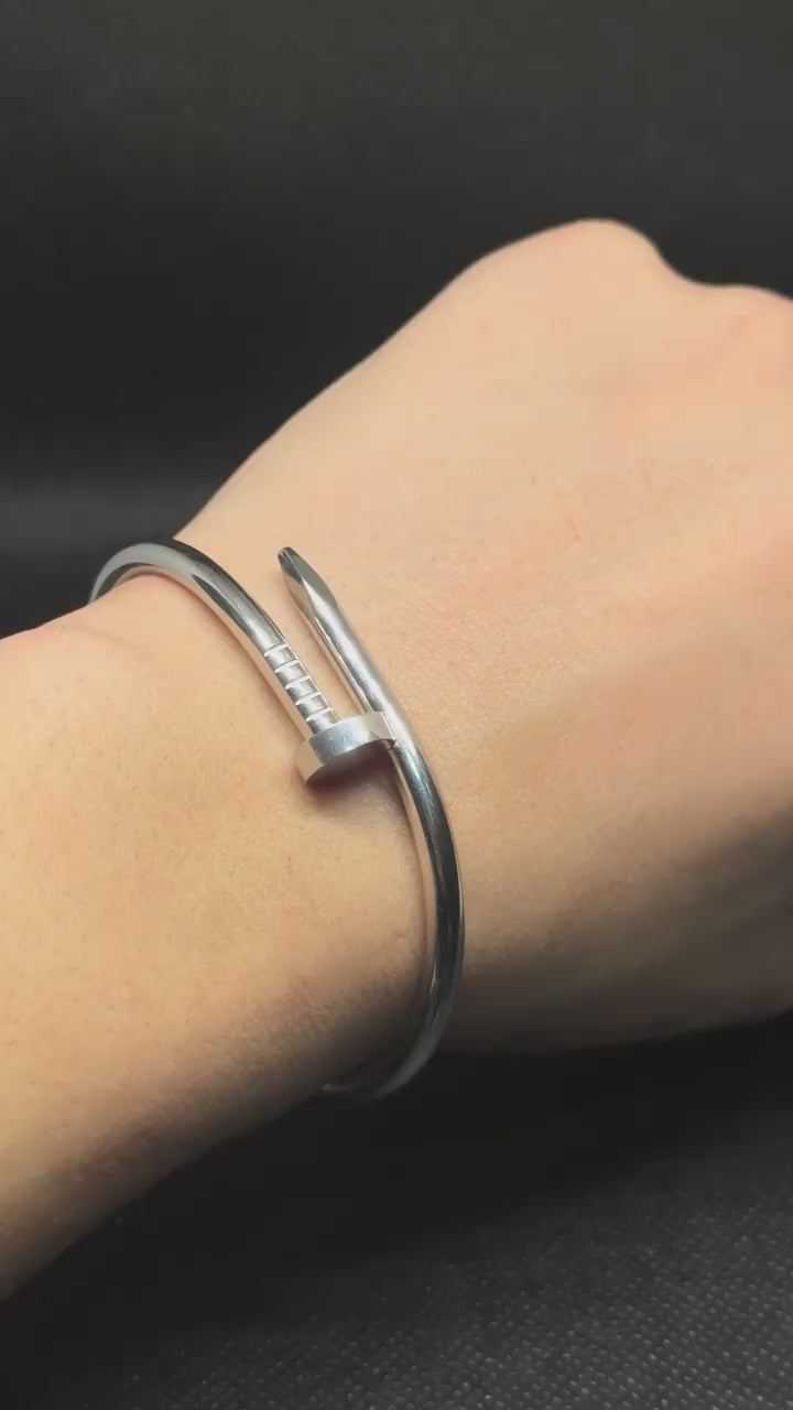 Pulseira Bracelete Prego Prata ou Dourado